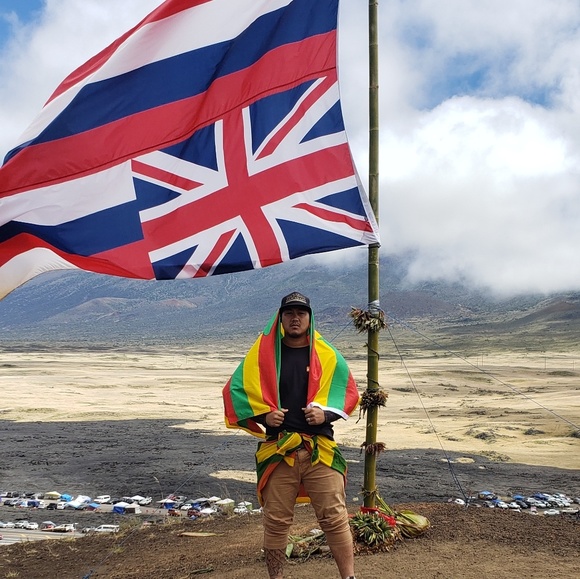 Meet your Posher, Imua - Picture 2 of 2